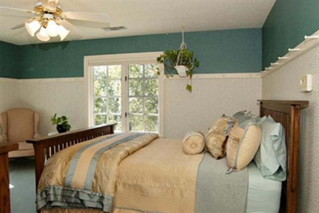 Sierra Sun Cloud Inn - Colfax (Adults Only) Esterno foto